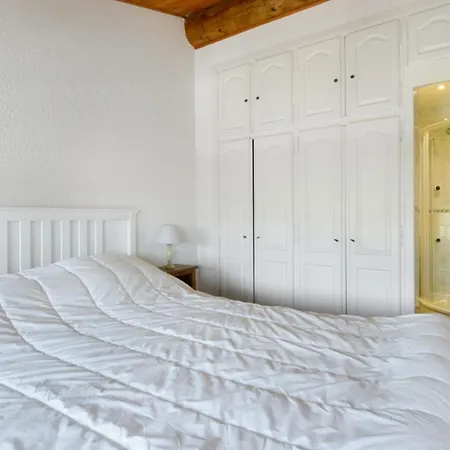 Large With Swimming Pool And Terraces Holiday home Villeneuve-les-Avignon